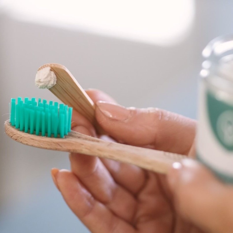 Zubní pasta bez fluoridu - Tea Tree